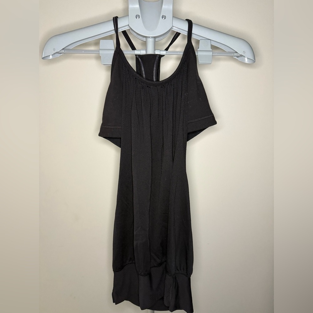 Lululemon No Limits Tank